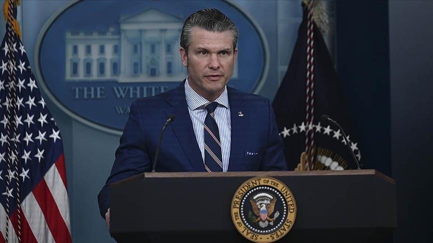 US defense chief orders Pentagon to cut number of senior generals by 20%