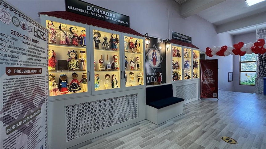 Trabzon'da "Sandıktaki Bez Bebek" müzesi açıldı