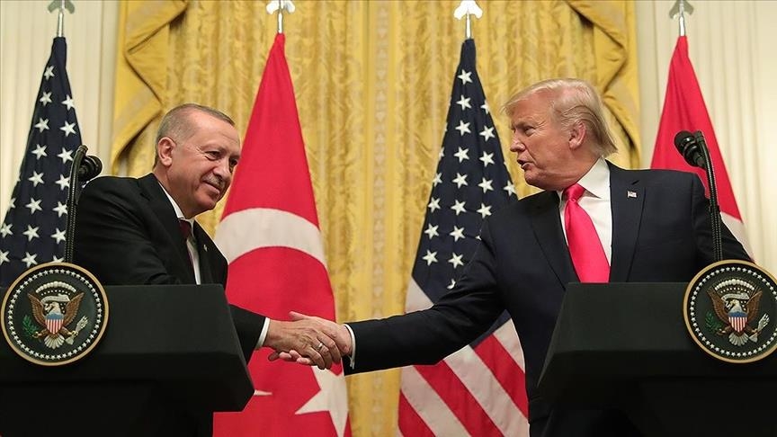 Serokomar Erdogan bi Serokê Amerîkayê Trump ra bi telefonê axivî