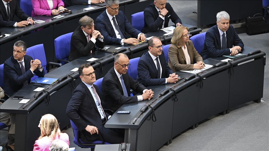 Almanya'da Friedrich Merz ilk turda başbakan seçilemedi