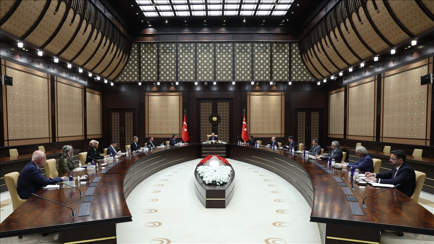 Cumhurbaşkanı Erdoğan, Cumhurbaşkanlığı Politika Kurullarının başkanvekillerini kabul etti