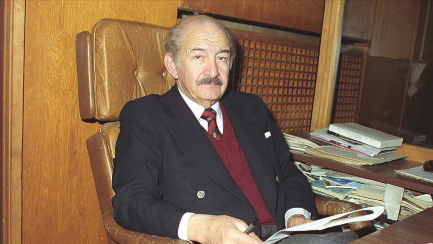 Türk tiyatrosuna ömrünü veren sanatçı: Haldun Taner