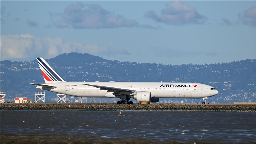 Fransız havayolu şirketi Air France, Tel Aviv uçuşlarını askıya almayı sürdürecek