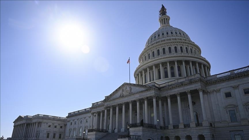 Senate Democrats unveil bill aiming to exempt small businesses from Trump’s tariffs