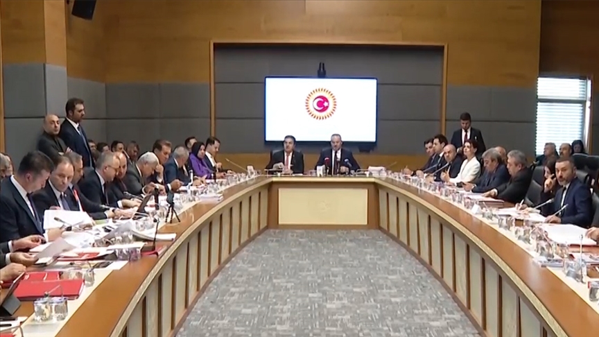 TBMM KİT Komisyonunda TRT'nin 2021 ve 2022 yılı hesapları görüşüldü