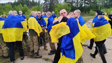 Russia, Ukraine exchange hundreds of war prisoners 