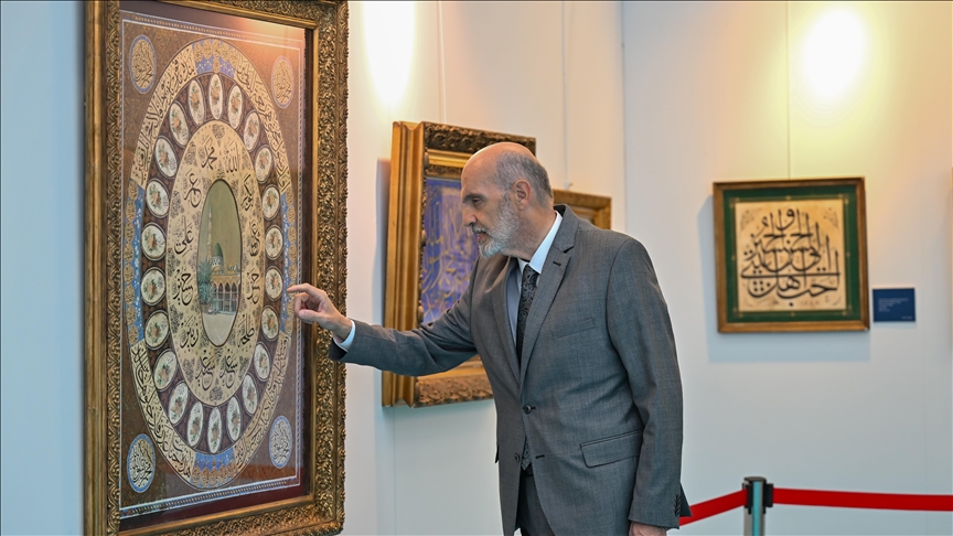Osmanlı ve modern dönem hatlarının eserleri başkentte sanatseverlerle buluştu