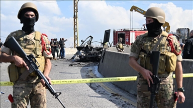İsrail ordusunun Lübnan'da İHA'yla hedef aldığı araçta bir kişi öldü