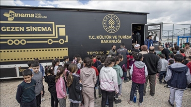Kültür ve Turizm Bakanlığının "Gezen Sinema" tırı 7 yılda 358 ilçeye ulaştı