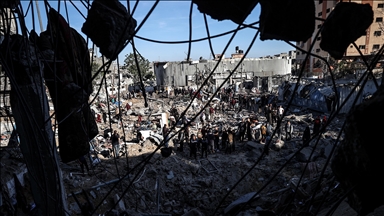 At least 32 Palestinians killed as Israeli army launches new airstrikes in Gaza