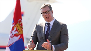 Vučićev avion u Bakuu čeka odobrenje za nastavak leta, zbog borbenih dejstava