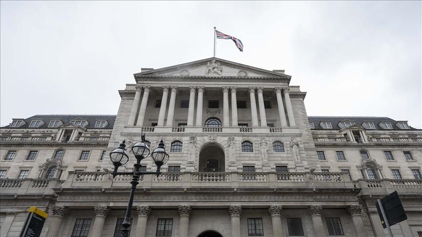 Bank of England cuts interest rate to 4.25%, signals trade uncertainty risks
