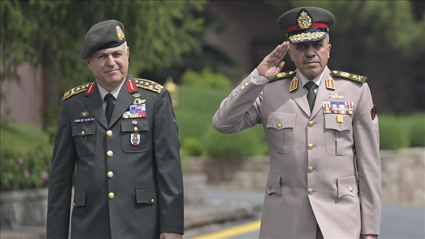 دیدار روسای ستاد ارتش ترکیه و مصر در آنکارا