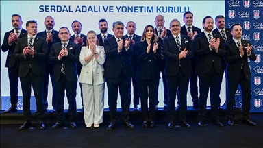 Serdal Adalı, yönetim kurulunu tanıttı