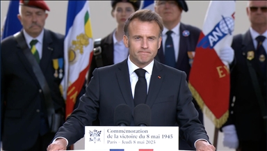 France : Macron souligne le caractère éternel du combat pour "la victoire" et de la "défense de la paix"  