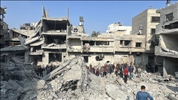 حكومة غزة: إسرائيل ألقت 100 ألف طن متفجرات وأبادت 2200 عائلة 