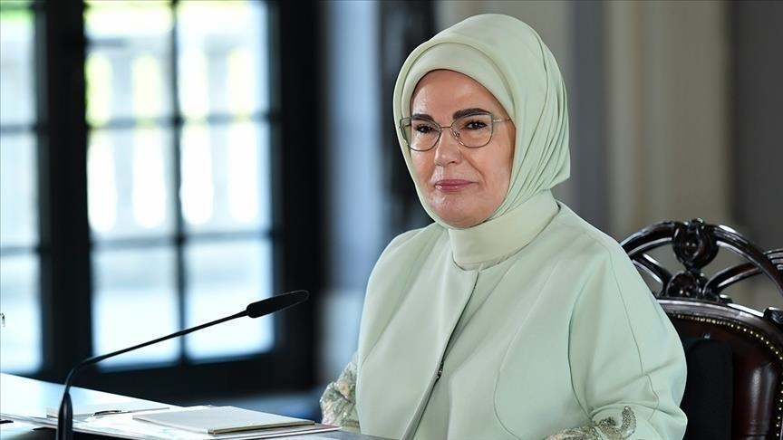 أمينة أردوغان تلتقي "أم الإمارات" في إسطنبول
