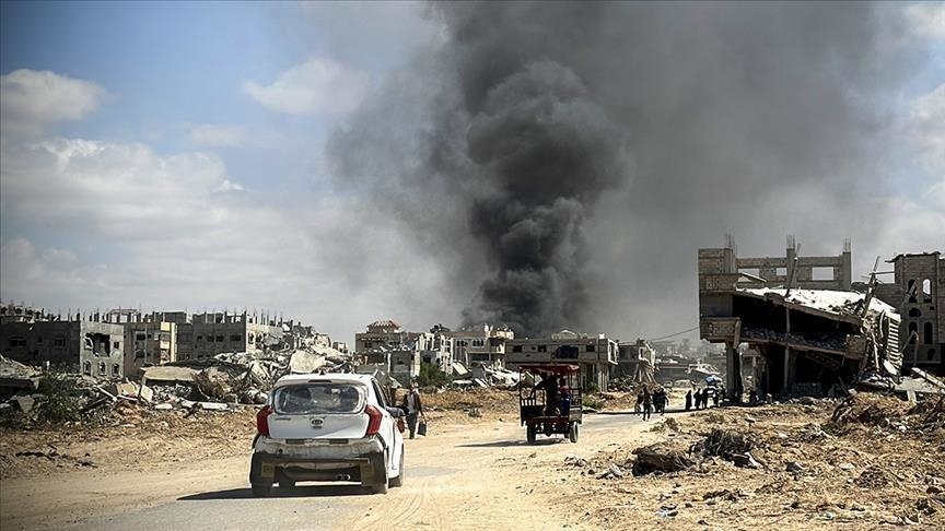 Israel kills 4 Palestinians, including family of 3, in Gaza strikes: Local sources