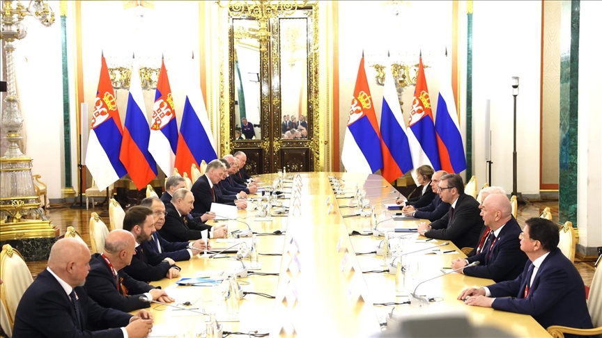Путин: РФ остается гарантом энергобезопасности Сербии