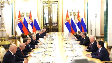Путин: РФ остается гарантом энергобезопасности Сербии