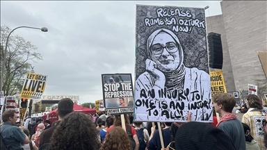 États-Unis : un juge fédéral ordonne la libération sous caution de la doctorante turque Rumeysa Ozturk 