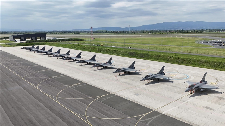 Kompletna eskadrila od 12 borbenih aviona Rafale prvi put predstavljena u Hrvatskoj