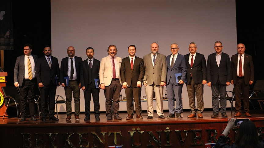 İstanbul Beykent Üniversitesi "Yapay Zeka ile Geleceği Tasarlamak" etkinliği düzenledi
