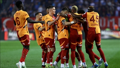 قدم.. غالاطة سراي على بعد خطوة من لقب الدوري التركي الممتاز