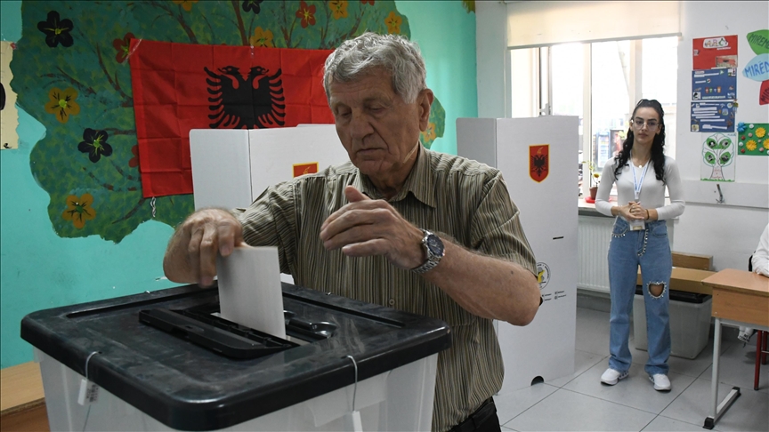 Shqipëri, përfundon procesi i votimit për zgjedhjet parlamentare