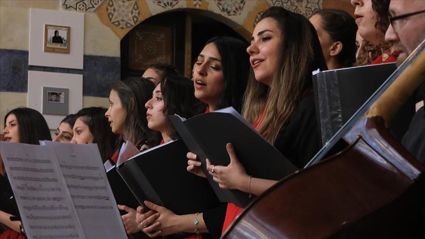سوريا الجديدة.. كورال "غاردينيا" النسائي يتنسم الحرية 