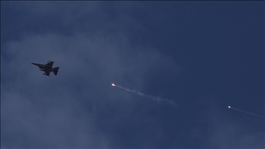 İsrail ordusu Yemen'de üç liman için saldırı tehdidinde bulundu