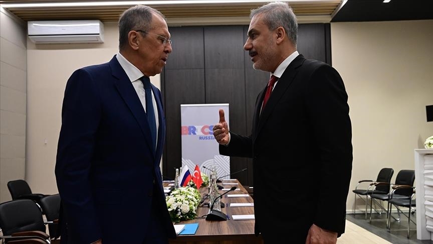 Turkish Foreign Minister Fidan discusses peace efforts with Russian counterpart Lavrov