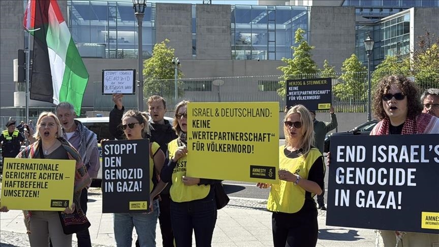 В Берлине прошла акция протеста против визита президента Израиля