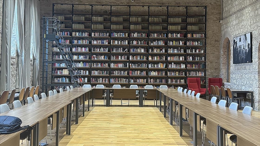 Rami Kütüphanesi'nin yeni kültür durağı "Biyografi Kitaplığı" okurlarını ağırlıyor