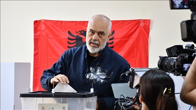 Arnavutluk'taki genel seçimde Başbakan Rama'nın partisi önde gidiyor