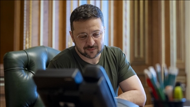 Zelenski razgovarao s papom Lavom XIV, pozvao ga da posjeti Ukrajinu