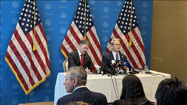 Les États-Unis et la Chine s’accordent sur un allègement tarifaire initial de 90 jours après des pourparlers