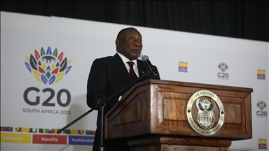 South African president says white Afrikaners moving to US not 'refugees'