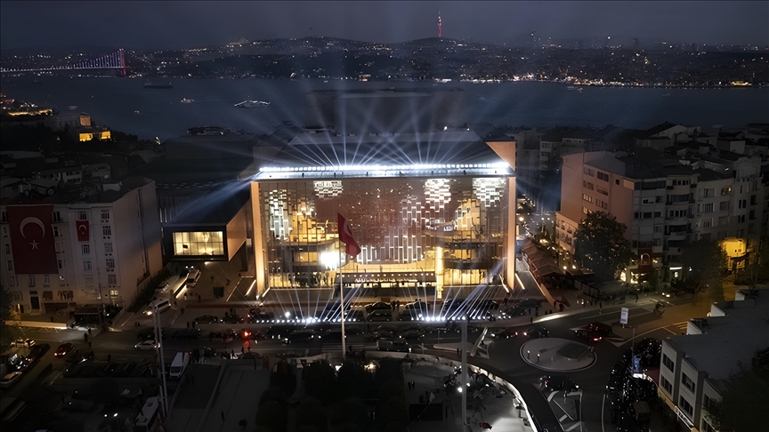 "5. İstanbul Dijital Sanat Festivali" 11-15 Haziran'da AKM'de düzenlenecek