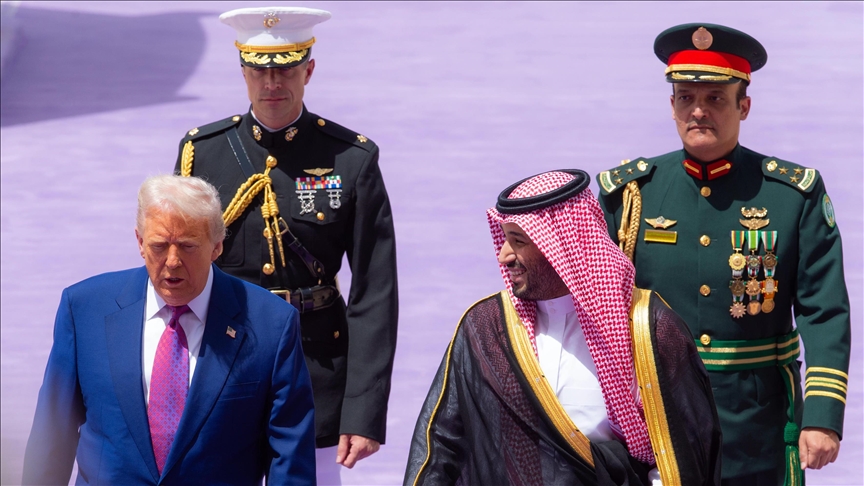 Donald Trump annonce un partenariat record de 600 milliards de dollars avec l'Arabie saoudite