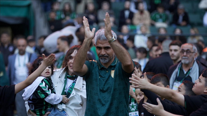 Süper Lig'e çıkan Kocaelispor'da İsmet Taşdemir dönemi "4,5 ay" sürdü