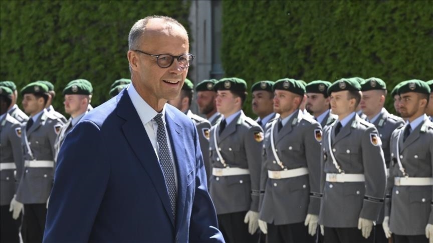 Канцлер Германии заявил, что доволен готовностью Зеленского провести переговоры с Путиным в Турции