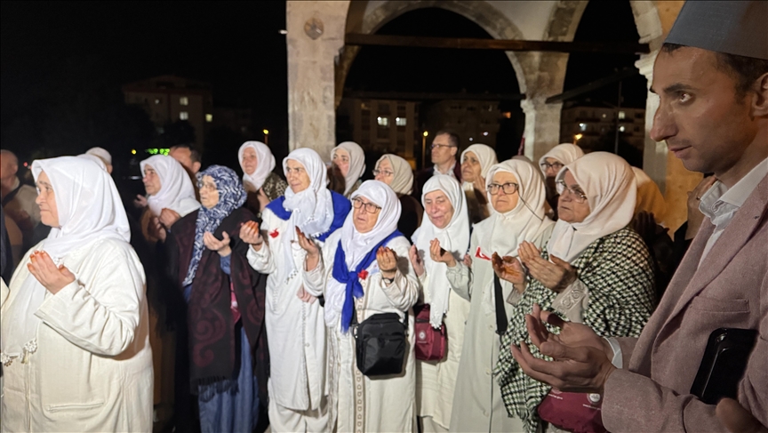 Edirne'de hac谋 adaylar谋 kutsal topraklara u臒urland谋