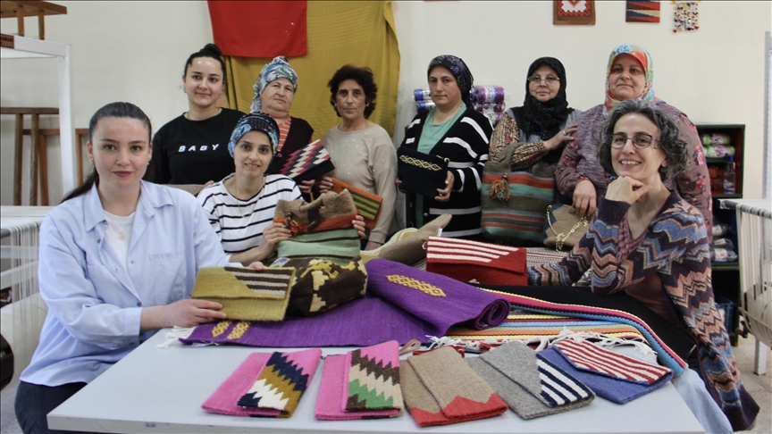 Kooperatifleşen köy 첹ıları emeklerini üretime dönüştürdü