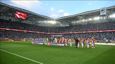 Trabzonspor ile Galatasaray, Türkiye Kupası'nda 29 sezon sonra finalde karşılaşacak