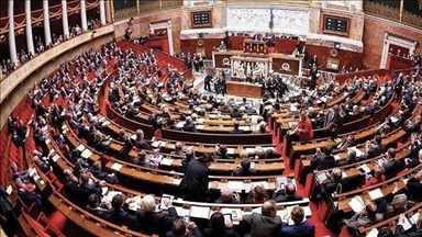 France : Le Sénat retire aux associations leur rôle d’accompagnement juridique dans les centres de rétention