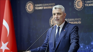 Bakan Bolat: Dış ticaret politikalarındaki belirsizliklerin yoğunlaştığı bir dönemde cari açıkta düşüş gerçekleşti