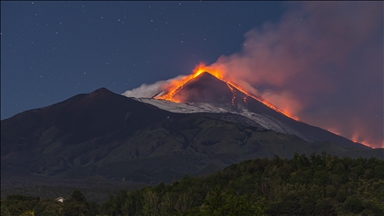 Etna ponovno eruptira strombolijskim eksplozijama