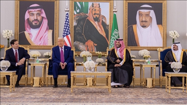 Trump, bin Salman hold talks as US president arrives in Saudi Arabia for Mideast tour