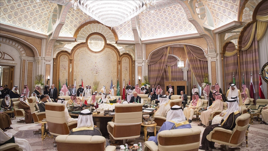 Arab leaders, top officials arrive in Riyadh to attend Gulf-US summit